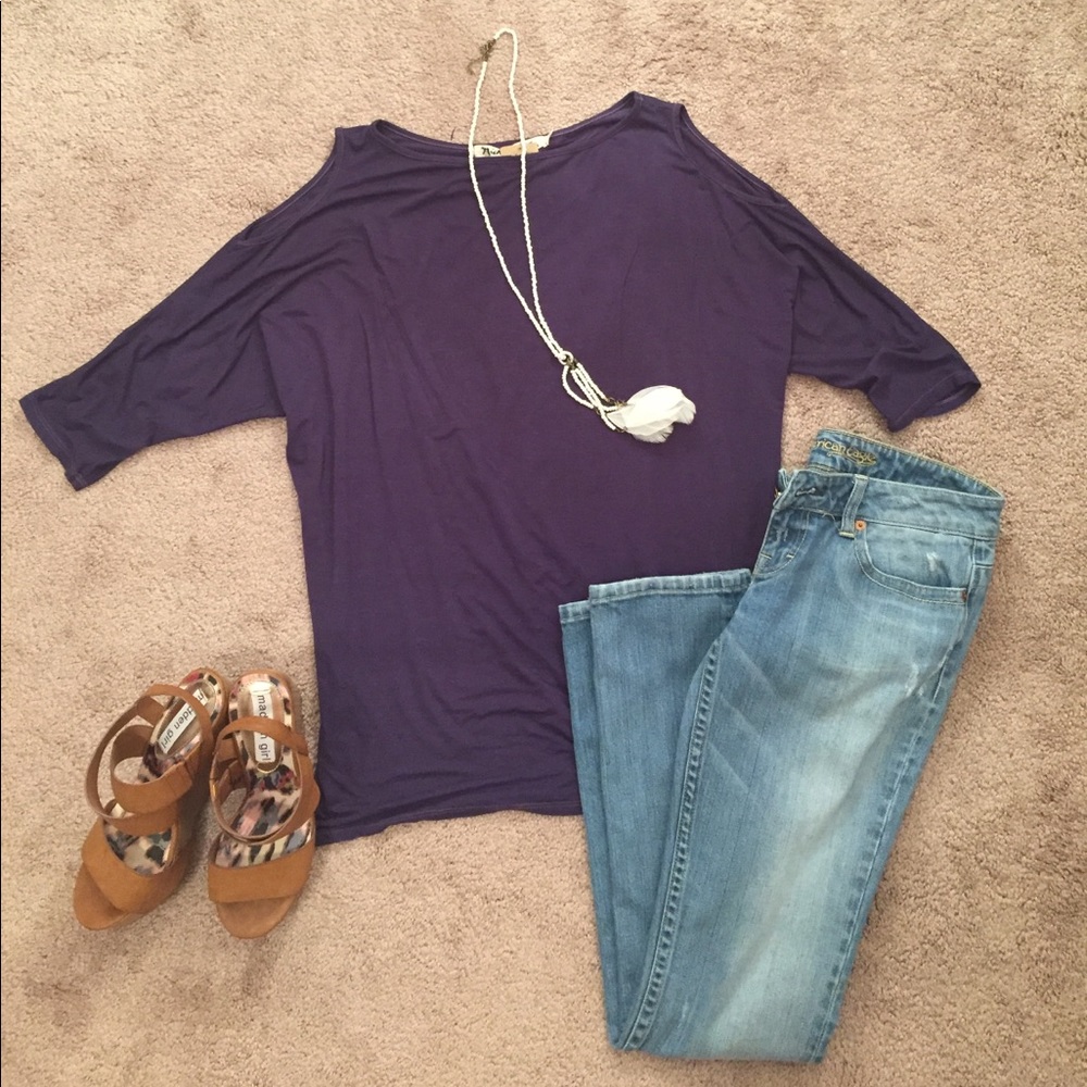 Anthro Michael Stars Cold Shoulder Top - Picture 2 of 3